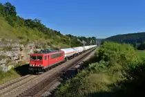 155 180 mit einem Gaskesselzug am 25.08.2016 bei Hagenacker. 