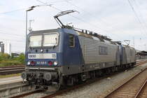 143 068-5+143 217-8 als 63246(Rostock-Wismar)kurz vor der Ausfahrt im Rostocker Hbf.03.09.2016 