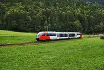 5022 025-8  St. Paul/Lavanttal , fährt als R 4807 (Villach Hbf - Kötschach-Mauthen), zwischen Waidegg und Kirchbach im Gailtal vorüber.
Aufgenommen am 6.9.2016.