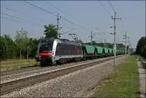 1216.025 mit GAG 48181 (Ebenfurth-Tarvisio Boscoverde) am 11.09.16 auf der Neunkirchner-Allee bei St.Egyden.