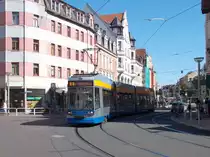 Nach einem 90 Grad Knick bog der Tw 1125,am 25.August 2016,in die Leipziger Demmeringstraße.