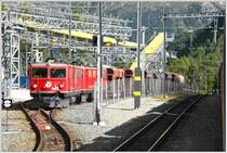 Albulashuttle mit Ge 4/4 I 602  Bernina  und 603  Badus  in Spinas. (06.09.2016)