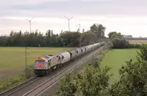 HVLE V330.4 mit leeren Wagen für den Transport von Braunkohlenstaub, aufgenommen unweit von Haste.
Bei der Markierung der Fotostelle in der Karte bin ich mir nicht ganz sicher.
Aufnahmedatum: 24.09.2015