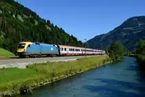 Kurz nach Verlassen des Bahnhofes Dorfgastein konnte der MAV-Taurus 470.007 mit dem IC 592 nach Villach auf die Speicherkarte gebannt werden (06. Juli 2014).
