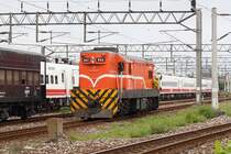 R62 am 09.Juni 2014 als Verschubreserve in der Hualien Station.