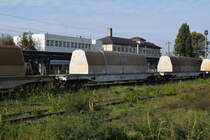 Dieser Wagen, gesehen am 15.10.2016 im Bahnhof Calarasi Sud, dient zum Transport von Glas.