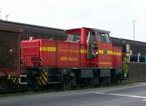Eine MaK Lok X beim rangieren im D�sseldorfer Hafen. Die Lok geh�rt der Neusser Eisenbahn und das Foto stammt vom 13.04.2007