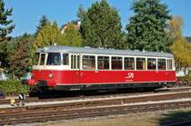Historischer MAN-Triebwagen VT5 am 16. Oktober 2016 im Bahnhof Münsingen.