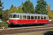 Historischer MAN-Triebwagen VT5 am 16. Oktober 2016 im Bahnhof Münsingen.