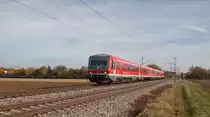 628 572-0 war mit 628 556-3 am Vormittag des 1. November 2016 von Mühldorf nach München Hbf unterwegs und wurde zwischen Grub und Heimstetten abgelichtet.