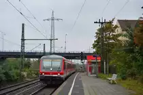Seine Zukunft ist ungewiss. Ende nächsten Jahres läuft der Vertrag des RB37 aus. Ob die Linie durch einen Bus ersetzt wird ist ungewiss. Hier fährt 628 663 als RB37 in Duisburg Wedau ein. 

Duisburg 15.10.2016