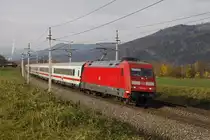 101 072 mit IC719 (Salzburg - Graz) bei Niklasdorf am 4.11.2016.