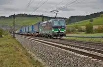 193 274 von ELL passiert am 13.10.16 mit einen Walter-Zug Himmelstadt und ist weiter in Richtung Verona.