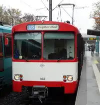 VGF Düwag U2 Wagen 304 am 05.11.16 in Frankfurt Preungesheim