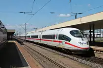 Nachschuss am 24.06.2015 auf NS 406 551-2 (4651)  Amsterdam  , der als ICE 104 (Basel SBB - Amsterdam CS) zusammen mit 406 011-7 (4611)  Düsseldorf  als ICE 504 (Basel SBB - Köln Hbf) in den Badischen Bahnhof von Basel einfuhren.