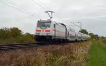 Geschoben von 146 558 fuhr der IC 2445 am 29.10.16 durch Zeithain nach Dresden. Bisher ist das Zugpaar IC 2445/2442 das einzige mit Doppelstock-IC-Wagen gefahrene Zugpaar.