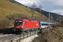 1116 107 mit Railjet bei Spital am Semmering am 21.11.2016.