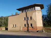 Nicht mehr genutzt wird dieses Stellwerk in Seddin.Aufnahme vom 27.August 2016 beim Tag der offenen Tür im Werk.