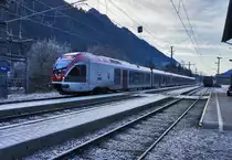 Ein ETR 170 des Landes Trentino hält als REX 1867 (Fortezza/Franzensfeste - Lienz) im Bahnhof Thal.
Aufgenommen am 4.12.2016.