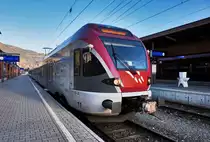 Ein ETR 170 des Landes Trentino wartet im Bahnhof Lienz, als REX 1884, auf die Abfahrt nach Fortezza/Franzensfeste.
Aufgenommen am 4.10.2016.