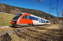5022 029-0  St. Andrä/Lavanttal  hält als R 4807 auf der Fahrt von Villach Hbf nach Kötschach-Mauthen an der Haltestelle Watschig.
Aufgenommen am 8.12.2016.
