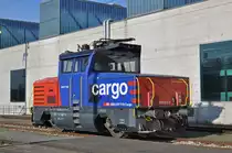 Eem 923 015-2 steht beim Lok Depot hinter dem Bahnhof SBB. Die Aufnahme stammt vom 06.12.2016.