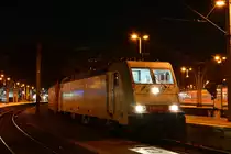 Seine letzte Fahrt steht ihm bevor. Seine Zeit ist abgelaufen. Am 10.12.2016 stand der Nachtzug nach Amsterdam bestehend aus CNL40478 Zürich HB - Duisburg Hbf , IC60418 München Hbf - Oberhausen Hbf , IC60478 Zürich HB - Oberhausen Hbf und CNL418 München Hbf - Oberhausen Hbf. Am letzten Verkehrstag ließ man den Nachtzug nur noch bis Oberhausen fahren. Dort wurde die E186 237 abgekoppelt und ging als Lz in Richtung Emmerich. Die kalte 101 zog vermutlich den Leerzug wieder zurück. Am Abend fuhr dieser Nachtzug nicht mehr. 

Köln Hbf 10.12.2016