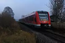 Und gleich noch den Nachschuß auf den 620 536 der hier gerade Kuchenheim verlässt. 3.12.2016