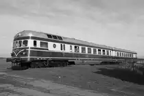 ÖSEK 5145.11 und 6645.02 am 10.Dezember 2016 als SR 17334 in der ehemaligen Haltestelle Wulzeshofen.