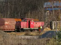 ITB 345 392-5 am 28.11.2016 beim rangieren in Altenburg.