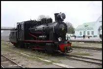 In Berschad steht abends am 10.10.2016 bereits die vierfach gekuppelte HR 280 Schmalspurlok für einen Einsatz am nächsten Tag bereit.