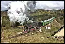 L 3535 hält am14.10.2016 nach Überqueren der großen Brücke bei Voronenko in Höhe des Wachposten Häuschen.