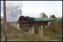 L 3535 überquert am 14.10.2016 auf dem Weg nach Rachiv diese Gitterkasten Brücke bei Voronenko.