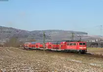 RE 19036 (Singen(Htw)-Stuttgart Hbf) mit Schublok 111 079-0 bei Welschingen 3.1.17