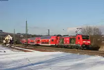 RE 4720 (Konstanz-Karlsruhe Hbf) mit Schublok 146 236-5  Triberg/Erlebnispfad  in Welschingen 3.1.17