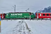 RE1036 mit Ge 4/4 III 647  Grüsch  zwischen Malans und Landquart. (04.01.2017)