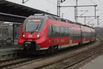 442 339 als S1(Warnem�nde-Rostock)bei der Einfahrt im Rostocker Hbf am 08.01.2017,sp�ter gab es f�r den braven Nager noch ein bisschen Hamster-Futter.