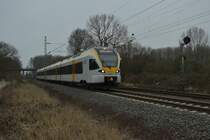 Seit heute soll die Eurobahn ja überall auf Ihren Strecken ohne Lokführermangel unterwegs sein, am Samstag war das auch pünktlichst bei diesem RE13 alias ET 7.11 nach Hamm so.7.1.2016