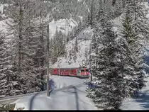 Ge 4/4 II 616  Filisur  fährt am 9. Januar 2016 oberhalb von Bergün mit dem Schlittelzug in Richtung Preda. <br>
Auch diese Stelle ist im Winter am besten mit dem Schlitten zu erreichen - sie liegt direkt an der Schlittelbahn Darlux - Bergün. Die Abfahrt ist äusserst empfehlenswert!