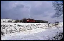 251003 mit P 16484 nach Königshütte ist hier am 14.2.1990 um 14.33 Uhr zwischen Hüttenrode und Rübeland unterwegs.