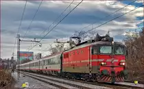 SŽ 342-023 zieht EC158 durch Maribor-Tabor Richtung Wien. /4.1.2017