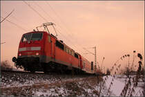 . Morgenlicht -

Regionalexpress mit 111 067-5 auf der Remsbahn bei Weinstadt-Endersbach.

10.01.2017 (0)