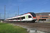 RABe 521 021, auf der S3, fährt zum Bahnhof Sissach. Die Aufnahme stammt vom 16.11.2015.