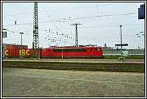155 205 f�hrt am 13.04.2007 mit einem G�terzug vom Ruhrgebiet Richtung Hannover. Aufgenommen in Hamm (Westf).