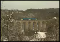 Westfalenbahn Flirt auf der Fahrt nach Bielefeld auf dem Viadukt in Altenbeken 
am 18.1.2017.