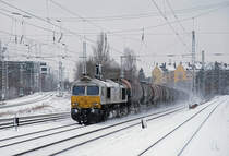 247 053 mit einem Kesselwagenzug aus Mühldorf Richtung Laim.München-Heimeranplatz 16.1.2016.