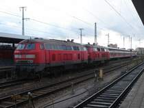 Die Br.218 292-1 und eine weitere 218er beim Ragieren in N�rnberg HBF. Aufgenommen am 25.08.06