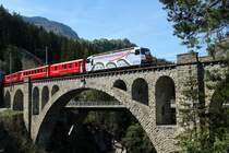 Ge 4/4 650. Auf der Solisbr�cke im Domleschg zeigt uns die RhB Werbelok eine andere ber�hmte Br�cke, den Landwasserviadukt bei Filisur, der vielleicht einmal zum Weltkulturerbe ernannt wird. 13.4.2007