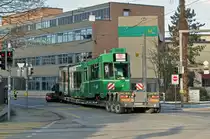 Am 17.und 18.01.2017 werden die ersten vier Be 4/6S der Serie 659 bis 686 auf einen Spezial Lastwagen verladen und ein kurzes Stück auf der Strasse zu einem Verladeplatz gefahren. Dann werden die Wagen auf einen Eisenbahnwagen geladen und werden eine Reise nach Sofia machen, wo sie eine zweite Heimat bekommen. Hier verlässt der Konvoi mit dem zweiten, dem Be 4/6S 659, die Hauptwerkstatt.