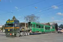 Am 17.und 18.01.2017 werden die ersten vier Be 4/6S der Serie 659 bis 686 auf einen Spezial Lastwagen verladen und ein kurzes Stück auf der Strasse zu einem Verladeplatz gefahren. Dann werden die Wagen auf einen Eisenbahnwagen geladen und werden eine Reise nach Sofia machen, wo sie eine zweite Heimat bekommen. Hier verlässt der Konvoi mit dem zweiten, dem Be 4/6S 659, die Hauptwerkstatt.